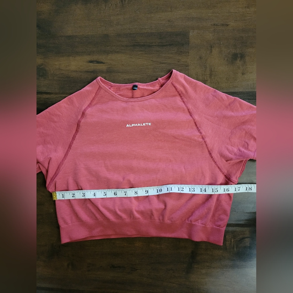 Alphalete Women's Amplify Short Sleeve Crop Top Workout Tee Red Size XXL - Picture 5 of 6